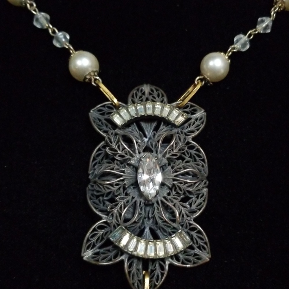 Repurposed Vintage Necklace 1920s Art Deco Faux Pearl Hand Crafted - Picture 11 of 12